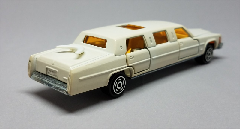 Illustration for article titled Surprise Saturday - Majorette Cadillac Limousine